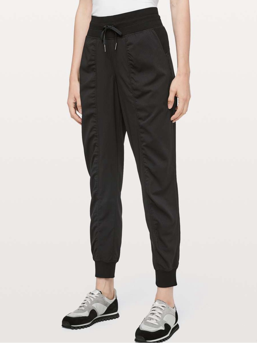 Lululemon Dance Studio Jogger 29 Black Women Size 6 Swift Pants W5BPJS